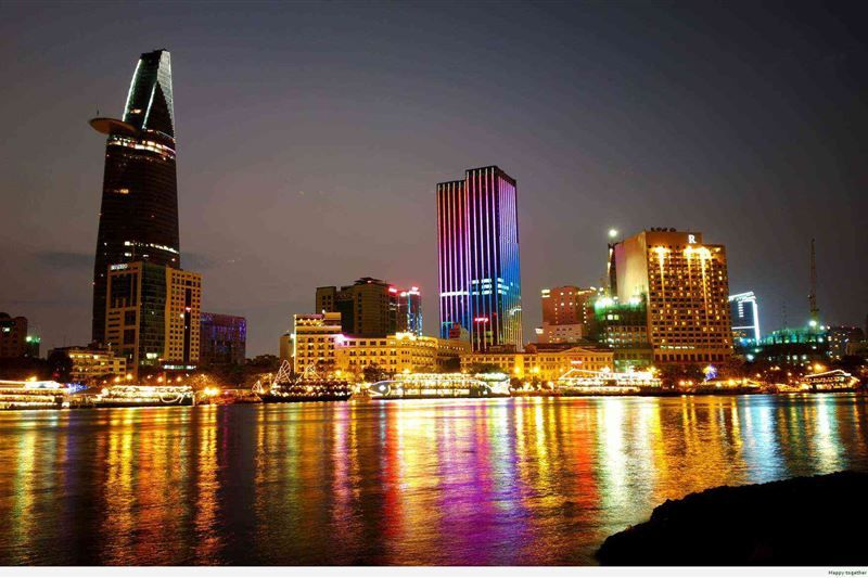 Exploring Iconic Landmarks of Ho Chi Minh City - HALF DAY  PREMIER GROUP TOUR